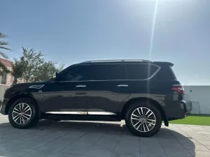 2013 Nissan Patrol LE Platinum city