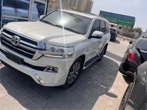 2017 Toyota Land Cruiser VXR