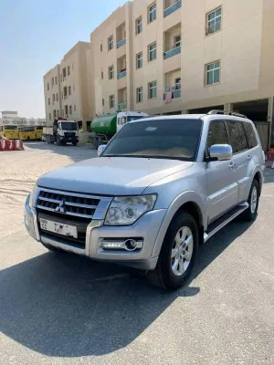 2016 ميتسوبيشي باجيرو GLS