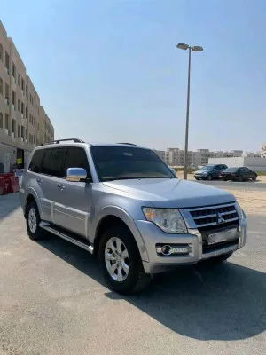2016 ميتسوبيشي باجيرو GLS