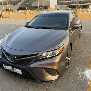 2019 تويوتا كامري GL