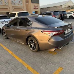 2019 تويوتا كامري GL