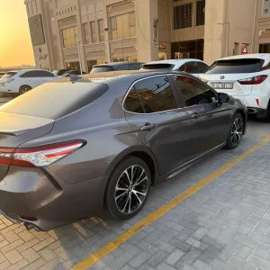 2019 تويوتا كامري GL