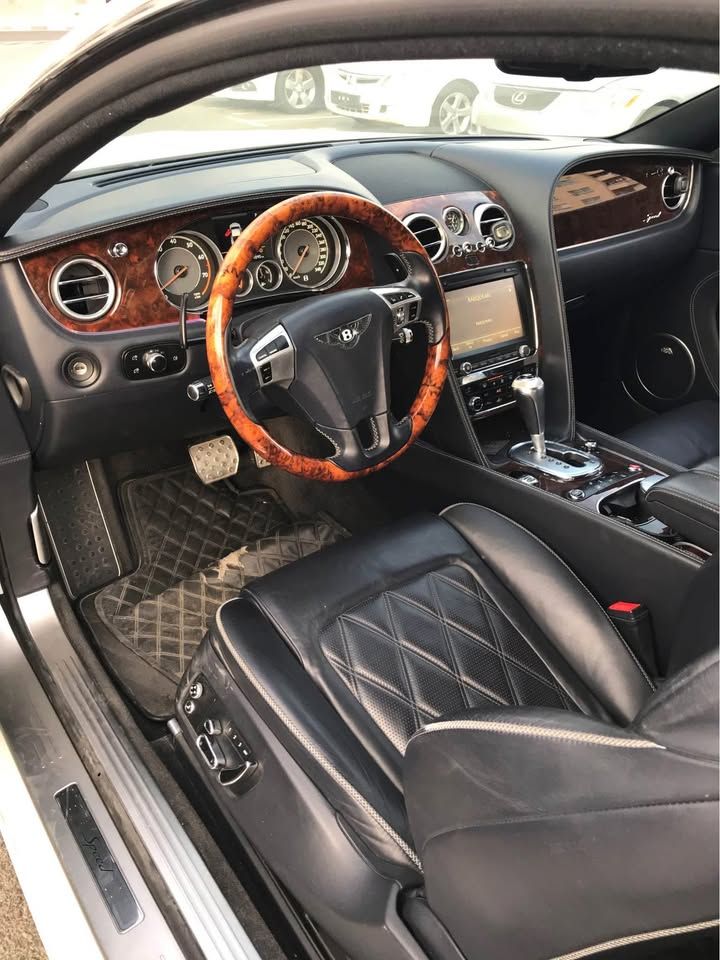 2015 بنتلي كونتيننتال GT ONYX