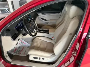 2020 هوندا أكورد EX