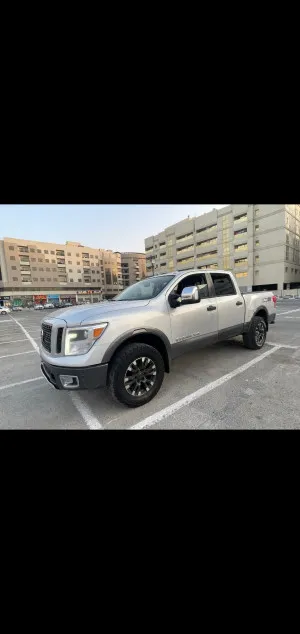 2018 نيسان تيتان PRO-4X