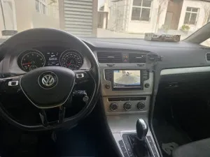 2016 Volkswagen Golf TSI