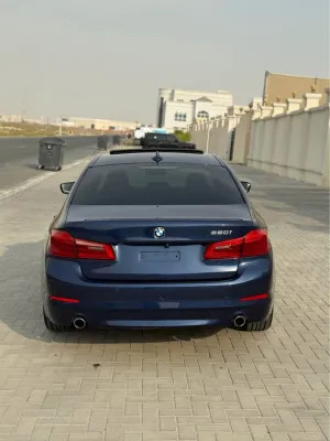2019 BMW 5-Series 520i
