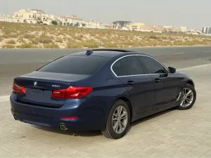 2019 BMW 5-Series 520i