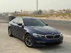 2019 BMW 5-Series 520i