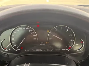 2019 BMW 5-Series 520i