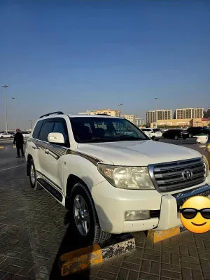 2010 تويوتا لاند كروزر VXR