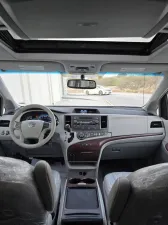 2011 Toyota Sienna XLE