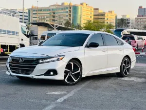 2021 هوندا أكورد DX
