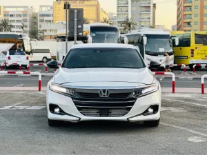 2021 هوندا أكورد DX