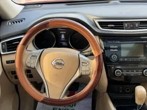 2015 نيسان اكس تريل ST