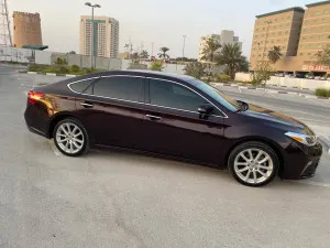 2013 تويوتا افالون Exclusive