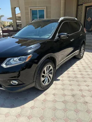 2016 نيسان روج SL