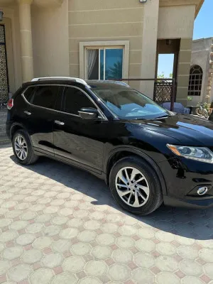 2016 نيسان روج SL