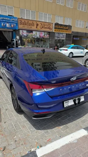 2021 هيونداي النترا SE