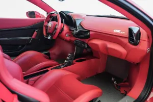 2014 فيراري 458 سبيشالي
