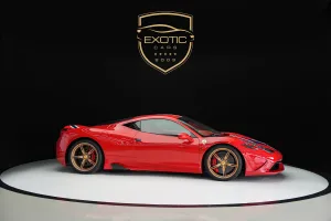 2014 فيراري 458 سبيشالي