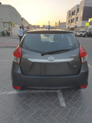 2015 تويوتا ياريس Dynamic