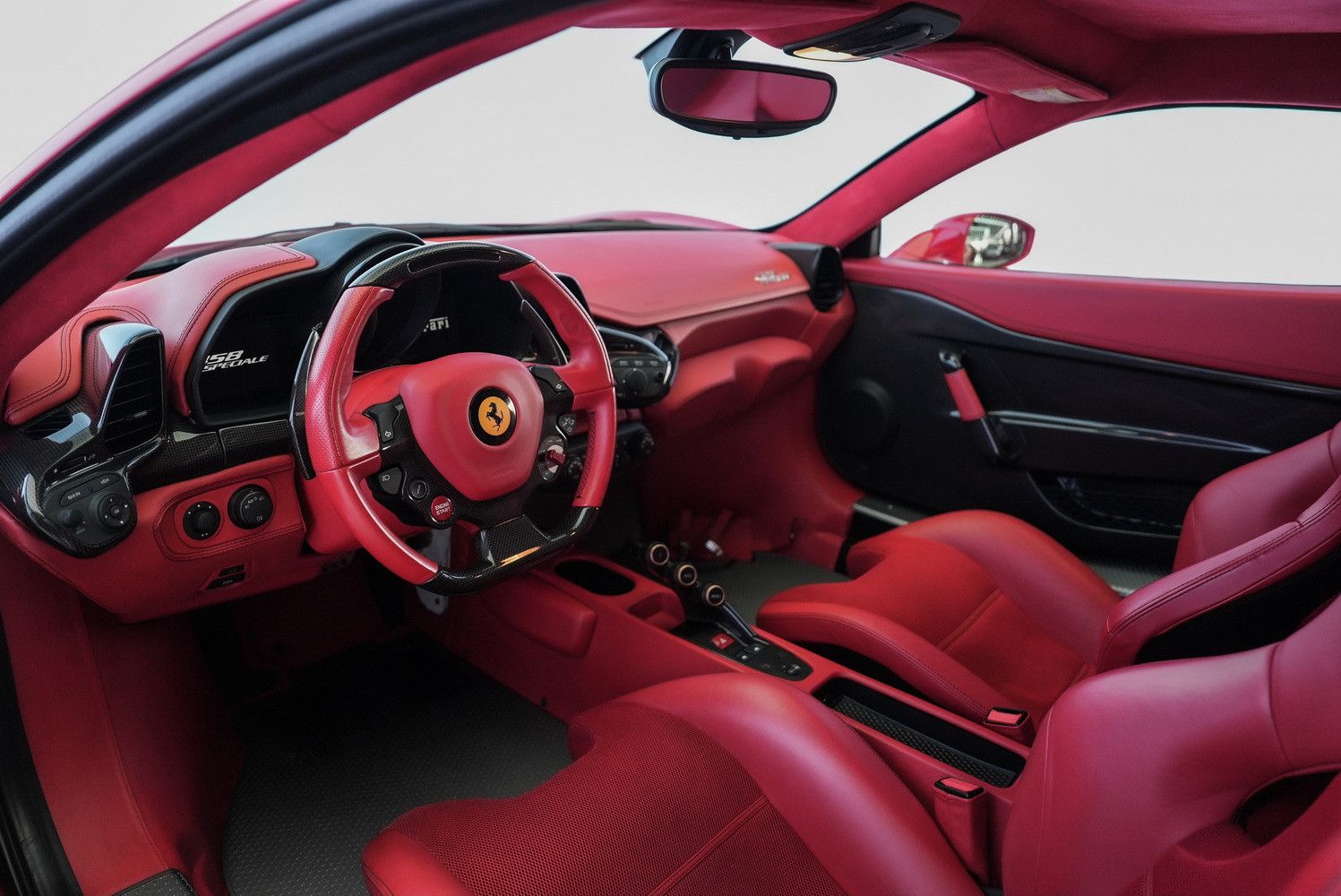 2014 فيراري 458 سبيشالي