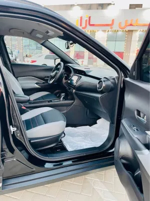 2023 Nissan KICKS S