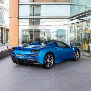 2023 فيراري اف 8  سبايدر