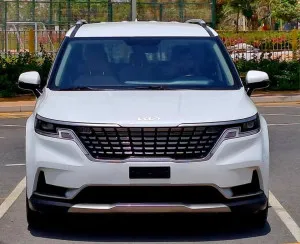2022 كيا كارنفال LX with Seat Package