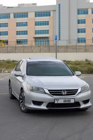 2015 هوندا أكورد Hybrid