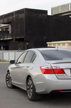 2015 هوندا أكورد Hybrid