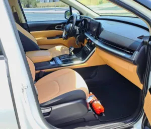 2022 كيا كارنفال LX with Seat Package