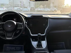 2022 سوبارو لوغاسي Base