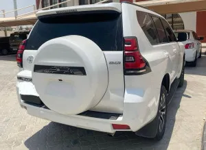 2023 Toyota Prado GX