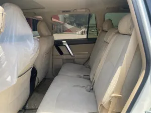 2023 Toyota Prado GX