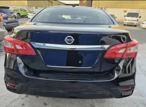 2017 نيسان سنترا Midnight Edition
