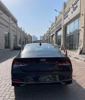 2021 هيونداي النترا SE