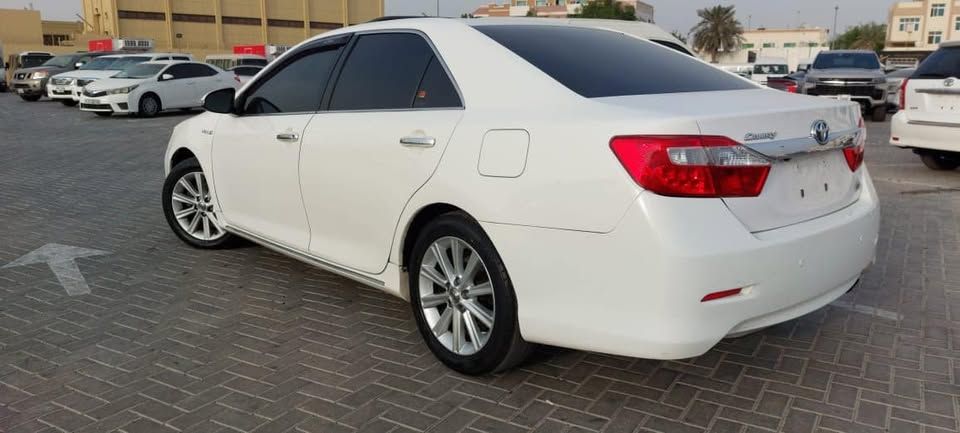 2012 تويوتا كورولا Hybrid LE