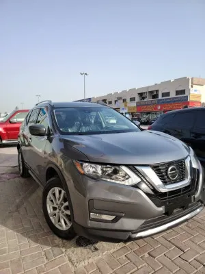 2019 نيسان روج SV