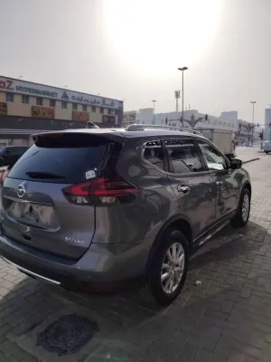 2019 نيسان روج SV