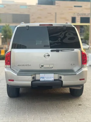 2010 نيسان آرمادا SE