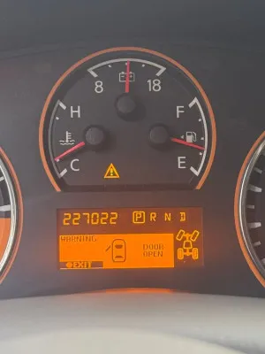 2010 نيسان آرمادا SE