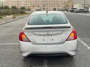 2019 نيسان فيرسا SR