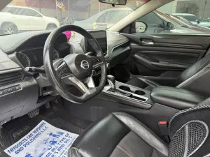 2019 Nissan Altima SR