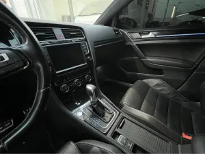 2016 Volkswagen Golf R