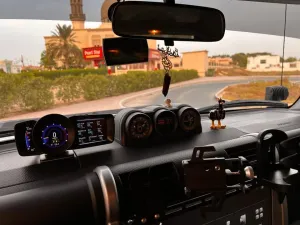 2021 تويوتا أف جي كروزر Base