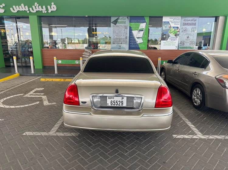 2008 Lincoln Town Car L Edition