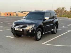 2011 Mitsubishi Pajero Signature Edition